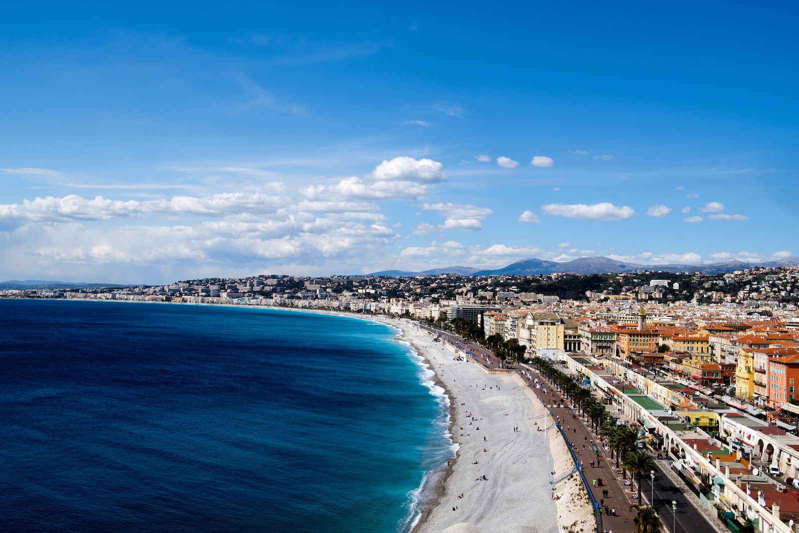Comment bien choisir son logement de vacances sur la Côte d’Azur ?